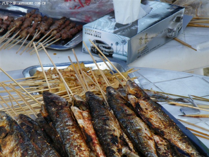 烟台车友会成立成立晚会海边游泳吃烧烤