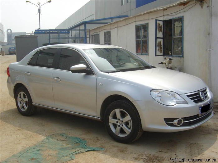 各位都是什么颜色宝来我的是铂金灰