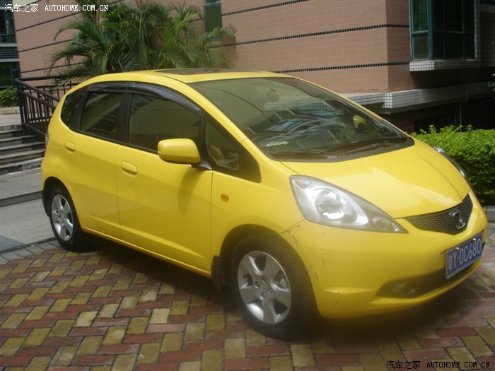 二保前的08拉丁黄飞度1.5at