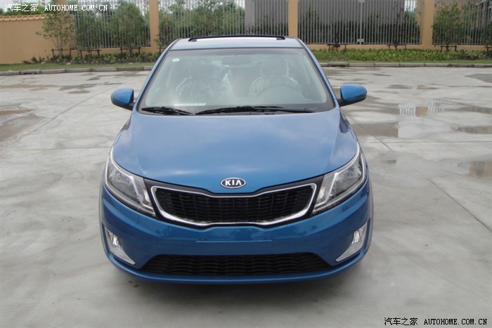 东风悦达起亚k2蓝色16p交作业