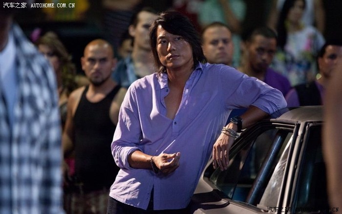 回味了下东京漂移里面的日本妹妹都蛮正的啊