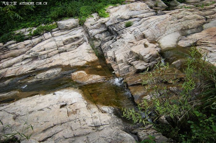 田横岗:也是我在连云港云龙涧景区山上的景点,田横岗上看见的田横墓