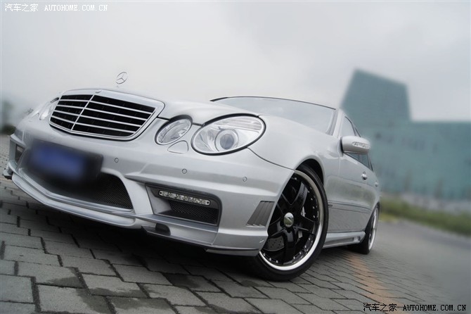 49547 | 回复: 189 奔驰e级论坛 老款e280变身"暴力绅士"尽显极致的