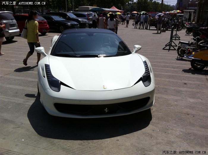 【图】徐州看见的白色黑顶italia458_法拉利论坛_汽车之家论坛