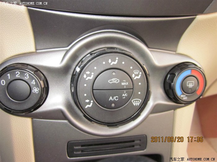 福特嘉年华锋潮三厢15l自动挡提车小记