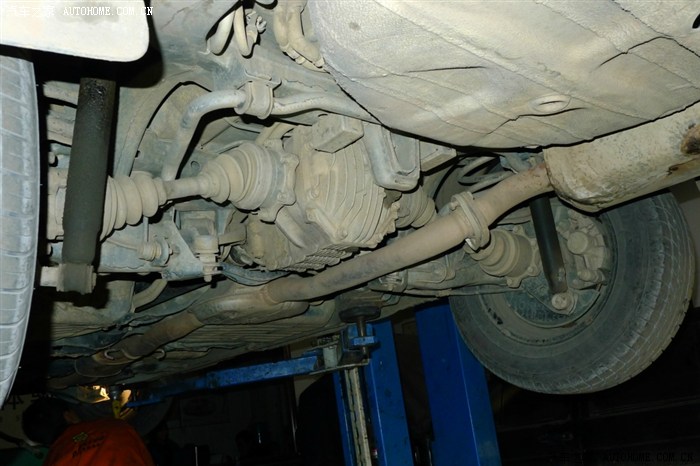 皇冠jzs133底盘详图