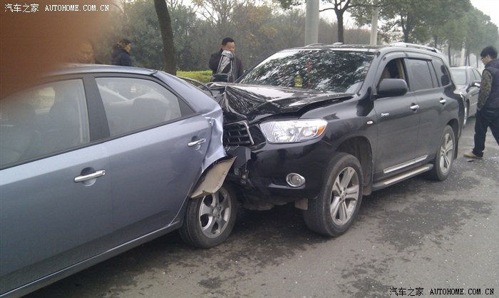 2012元旦奇骏车祸-------亲历天降横祸!