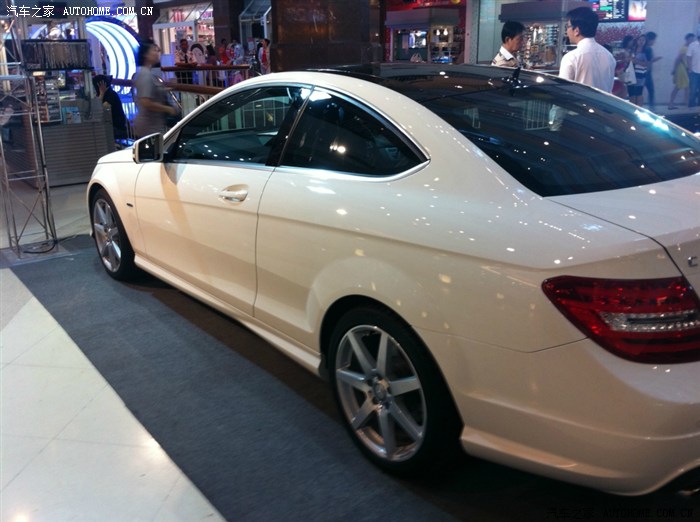 【图】c250 coupe 随拍,比较平庸_奔驰c级论坛_汽车之家论坛