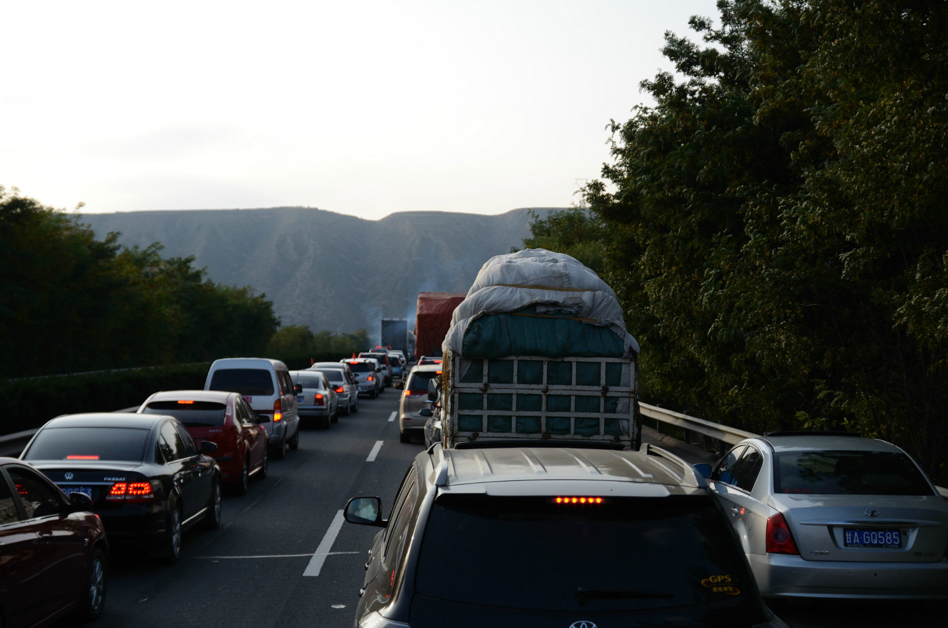 青海湖—怎么拍都是美 附大量美女帅哥和亲历车祸 杯具啦