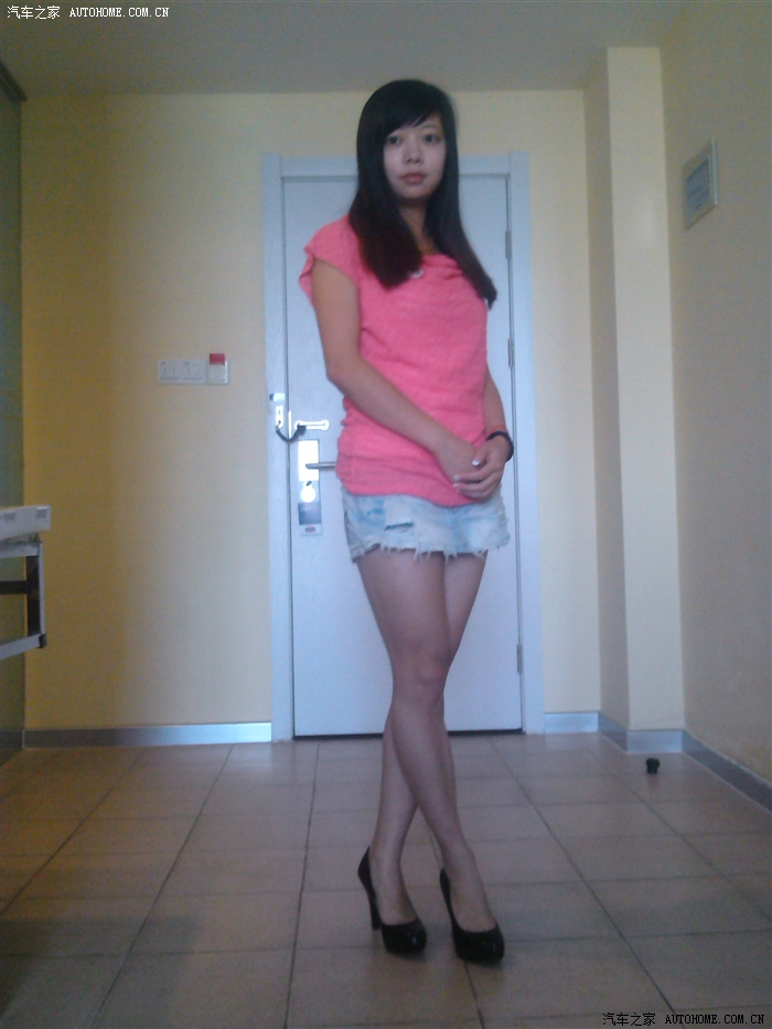 媳妇生活照,看能否上媳妇当车模