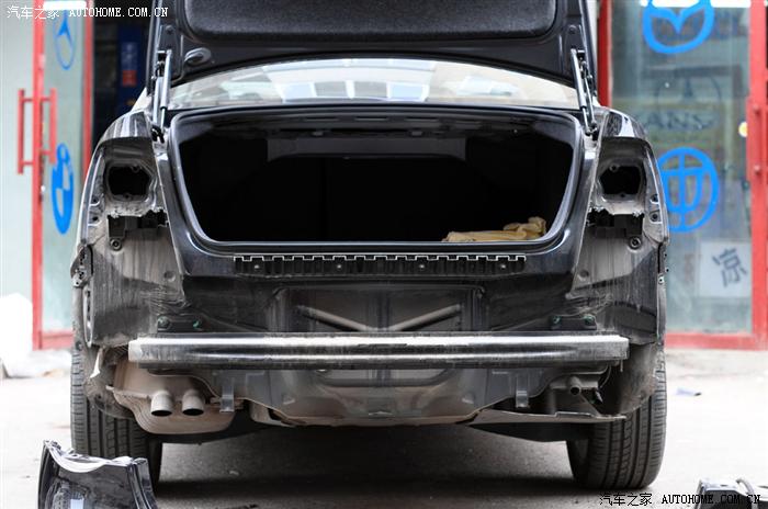 当了回小白鼠--亲身感受新速腾防撞梁的强大