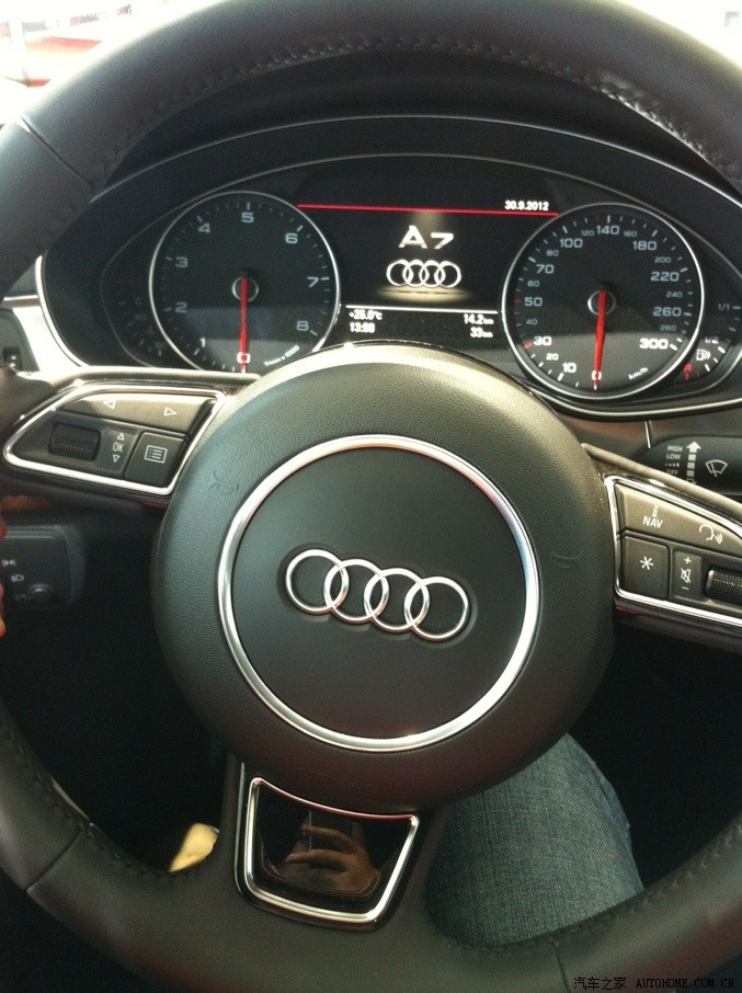奥迪a7爆表.