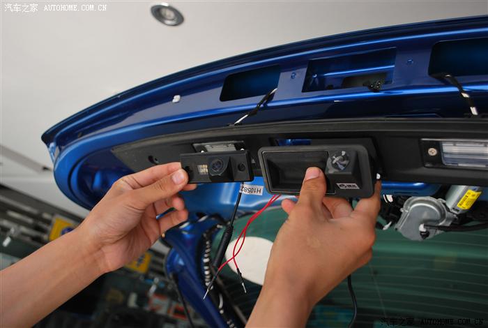 2012款大众途观菁英版加装高清倒车摄像头全程回放!