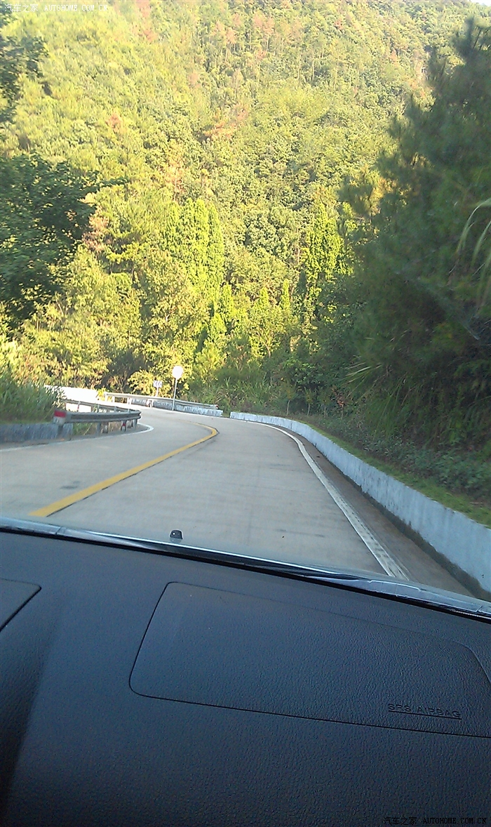 更换火花塞和索赔减震后跑山路,游恐龙园有感.