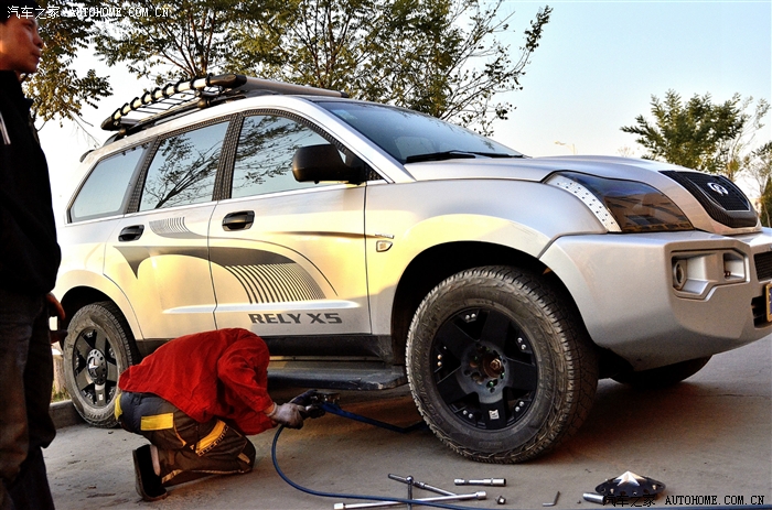 只为最求完美威麟x5改装韧冲9000避震作业打造强健猫王