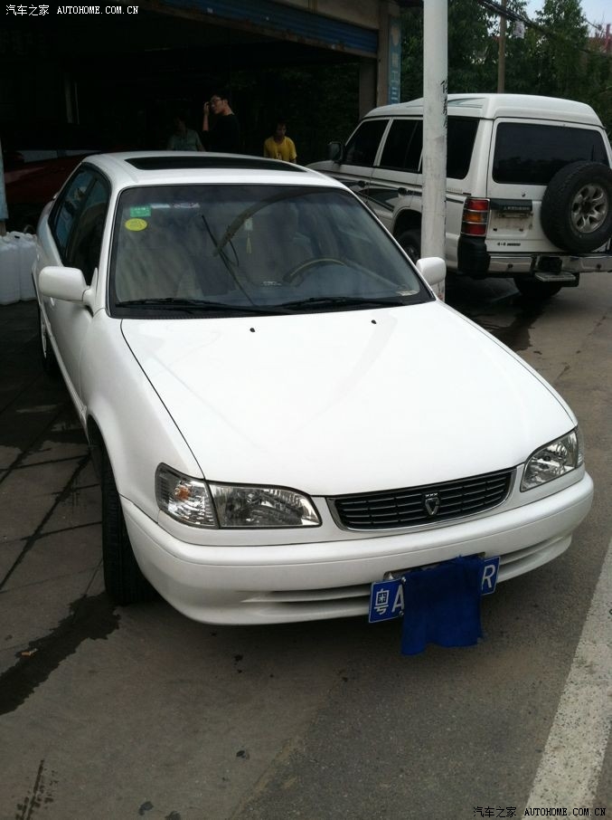 给大家鉴赏一下我的原装进口花冠神车ae111