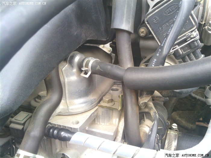 自主发动机曲轴箱强制通风阀pcv阀在哪