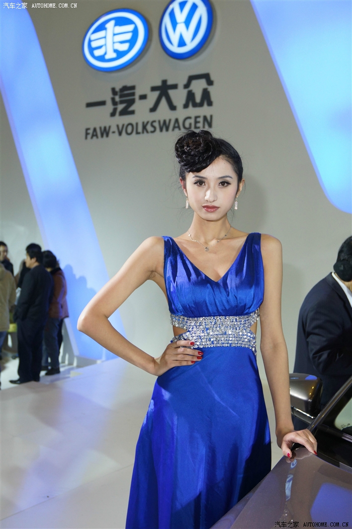扬州国展中心2012车展现场多图申精