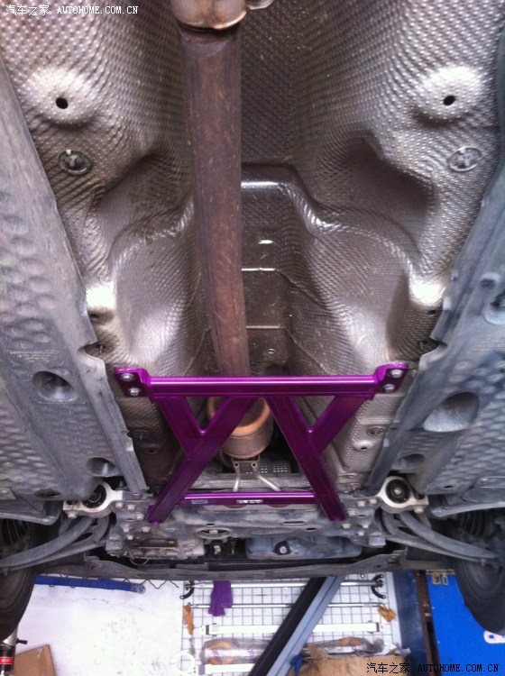 迈腾b6小改加装五件套平衡杆