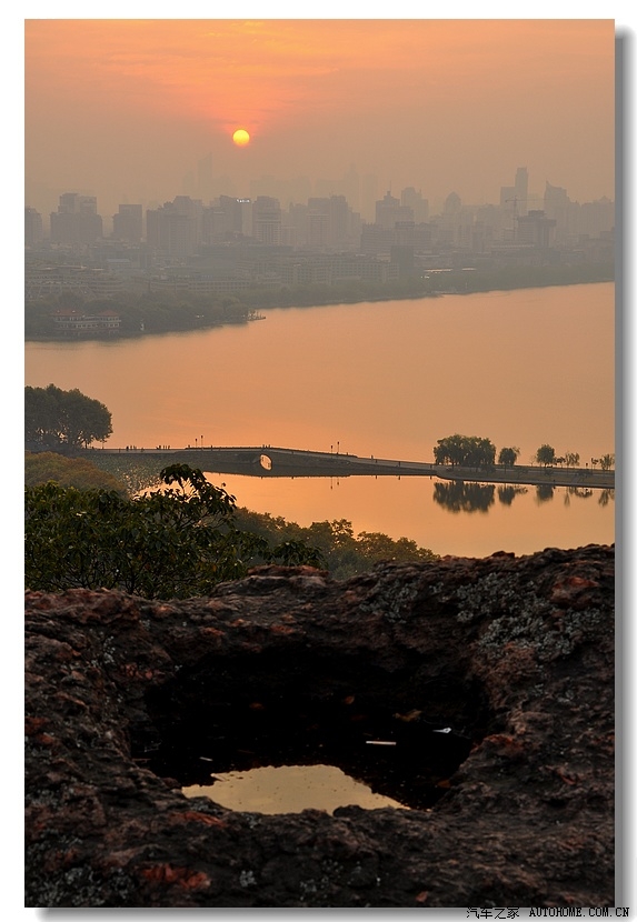 风光宝石山日出