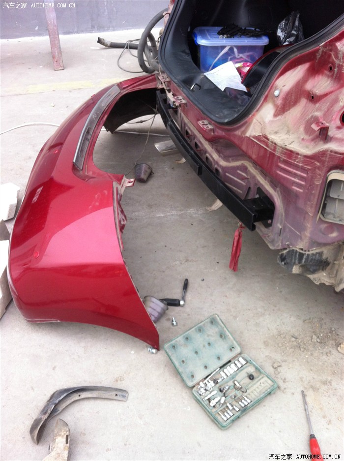 【图】总算把后防撞钢梁装上了,并求认证_骐达tiida论坛_汽车之家论坛