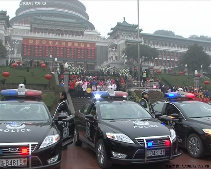 感觉重庆的警车是全中国最好看的