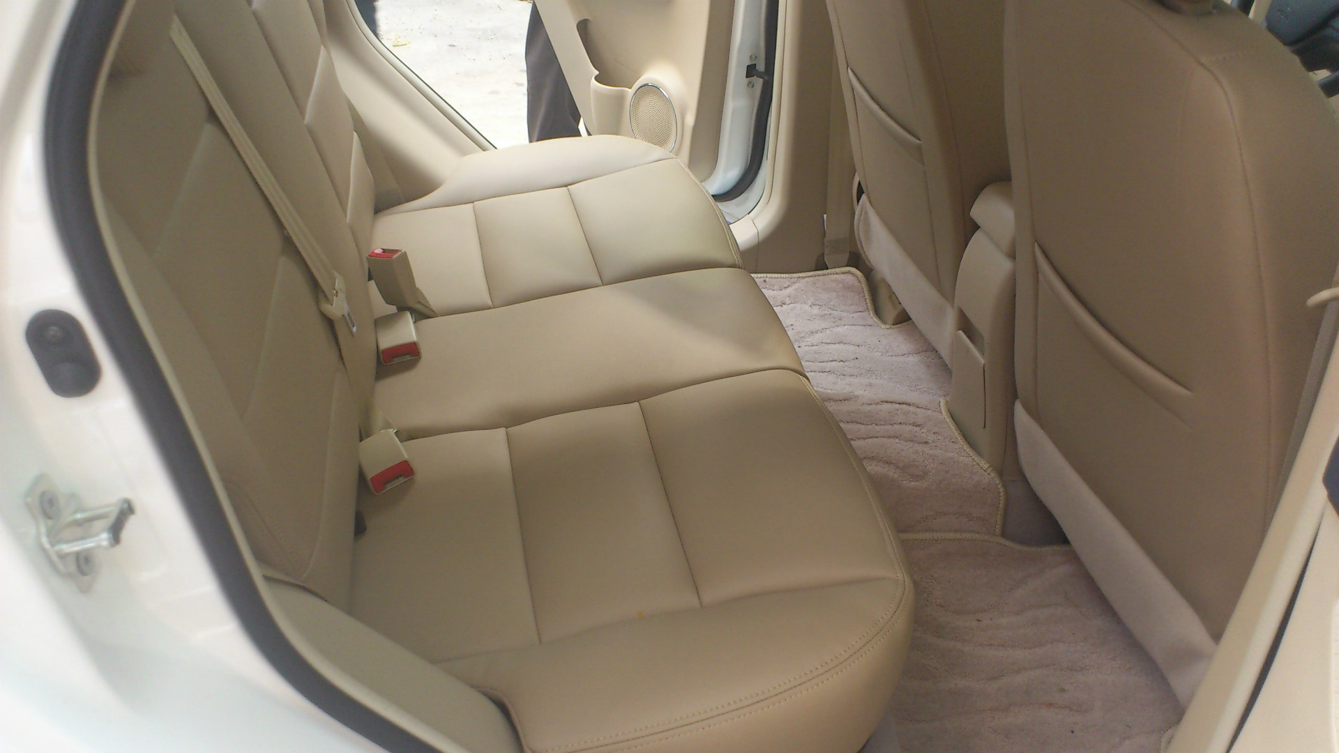 北汽e150自动小白 改奔驰中网 diy方向盘套 大量图!