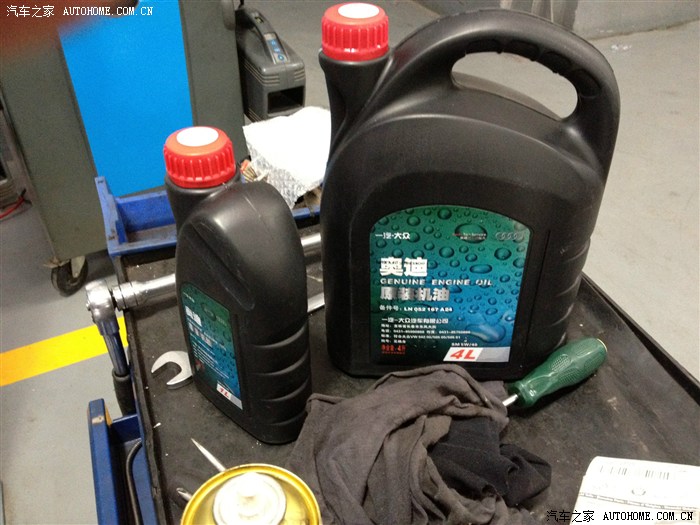 奥迪tt大灯透镜清洗作业求版主认证加精