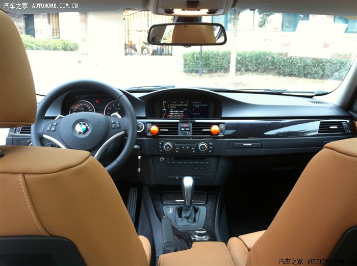 172 | 回复: 2 宝马3系论坛 冒险发个帖子至少我觉得这个内饰也不差