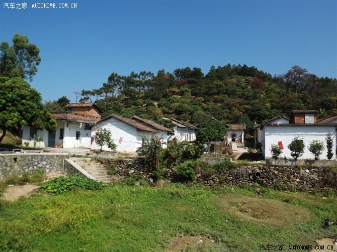 美丽的蒙花布村