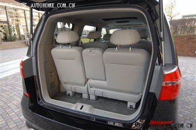 国产艾力绅与日本版的区别 简配必须的