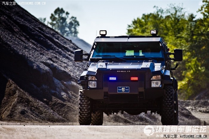 强悍的美国特警战车