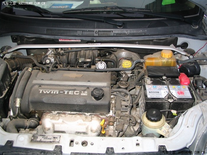 倒车灯开关位置详解