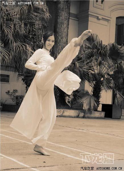 越南功夫美女大劈腿有点黄不喜勿进版主手下留情