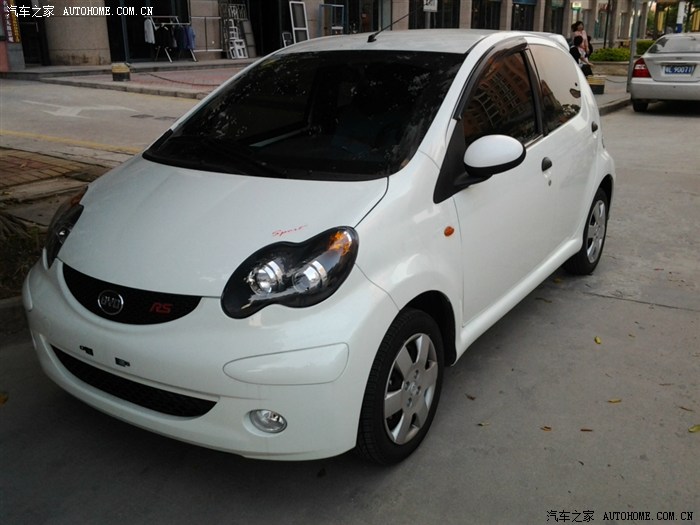 【图】白白色的f0 简单装饰_比亚迪f0论坛_汽车之家论坛