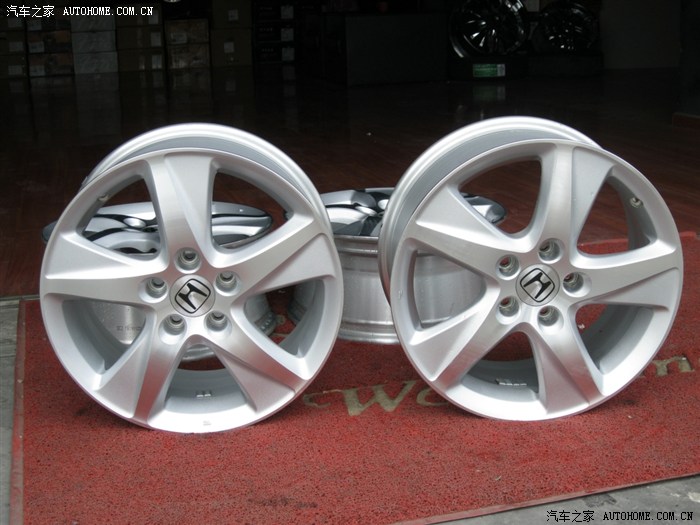 出本田思铂锐轮毂一套99成新