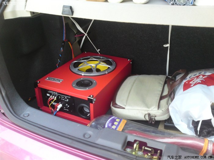 【图】加装了低音炮,效果好了不少啊._力帆320论坛_汽车之家论坛