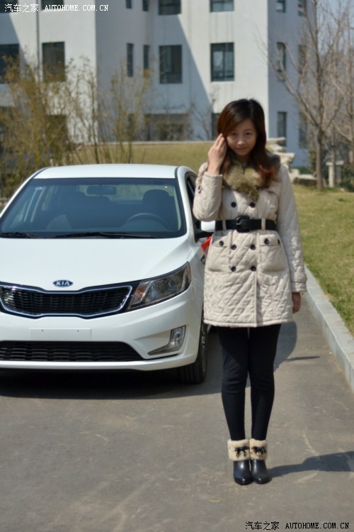 春日暖阳老婆大人陪她的k2出来晒太阳媳妇当车模411更新