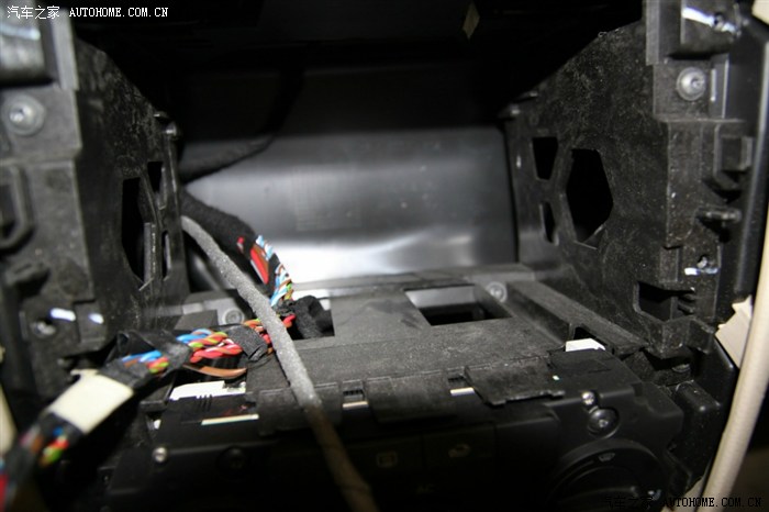 08款新宝来换rcn110型cd机支持aux,sd卡