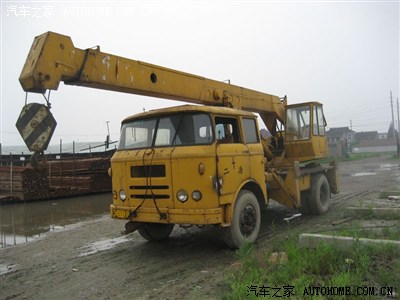 黄河jn150 如今还能一见的吊车版