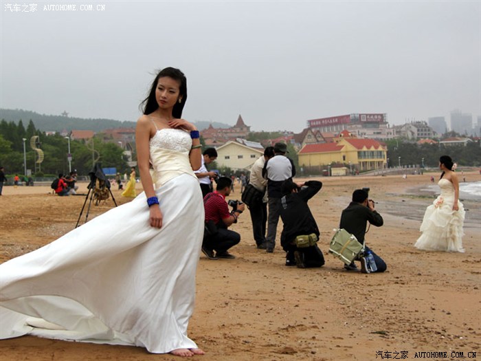 青岛三浴拍美女