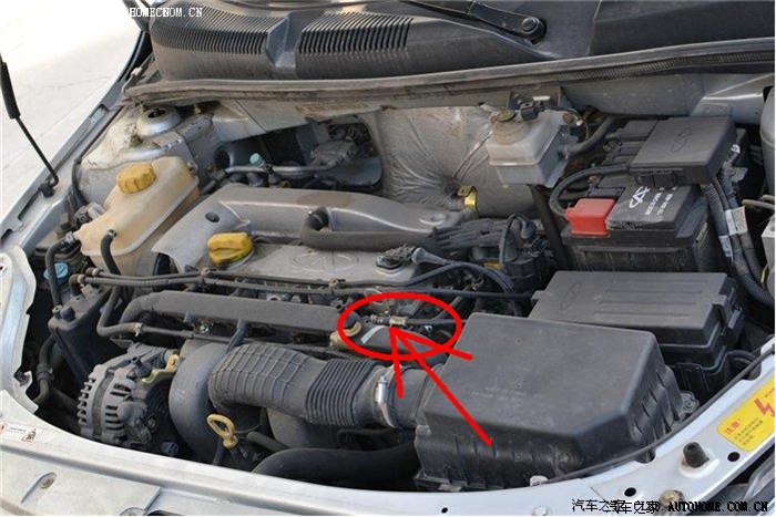 谁告诉我一下图中有没有汽油管?