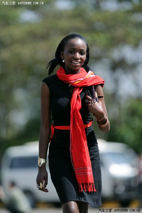 &nbsp;&nbsp;&nbsp;&nbsp; 黑妞伤不起啊,嘿嘿.送黑妞一枚!