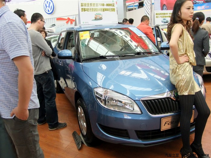 五一包头车展多图有几个妹子