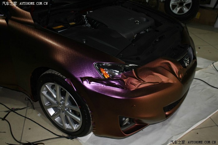 现场直播雷克萨斯全车贴变色龙膜