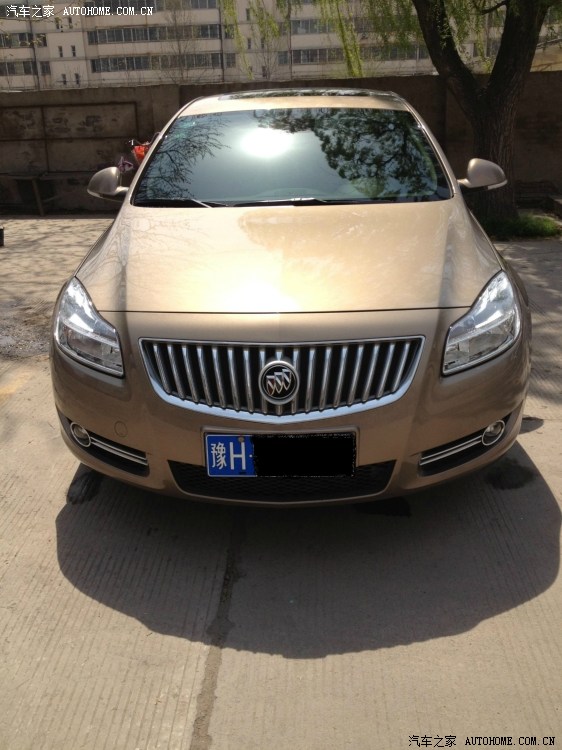 出售2010年20世博金色君威