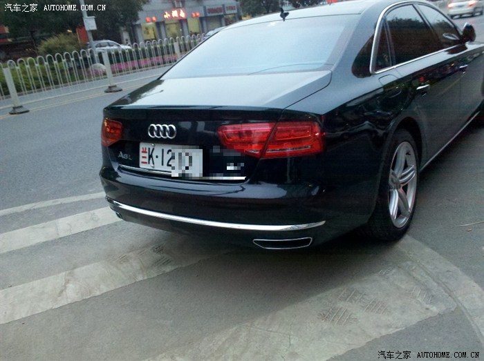 【图】刚在路上拍到的军牌w12_奥迪a8论坛_汽车之家论坛