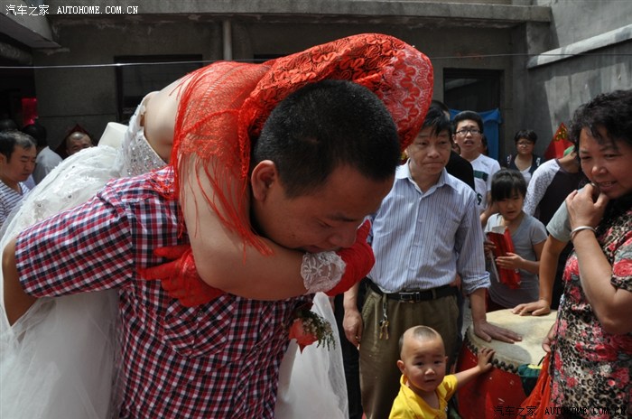 2012年6月2号山西太原m2龙城车友会车友土豆大婚m2接亲