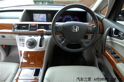 国产艾力绅与日本版的区别 简配必须的