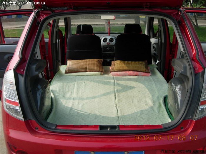 改装"床车"作业及其他出游装备